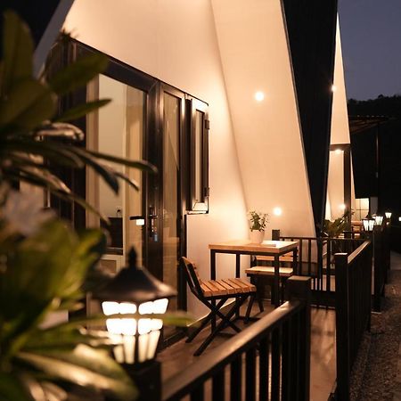 The Alchemist House Hotell Rishīkesh Eksteriør bilde